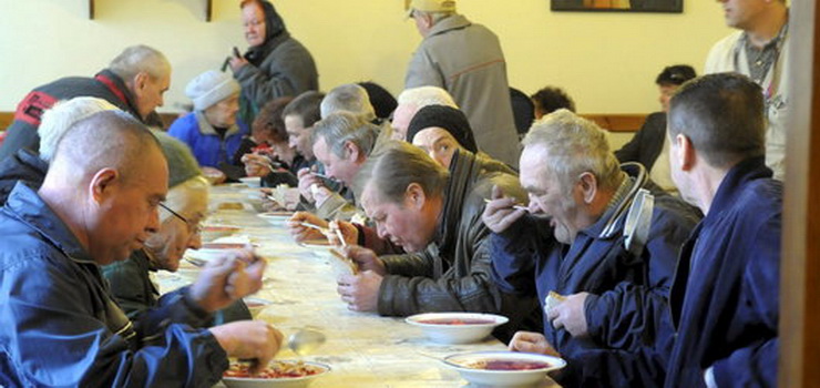 Coraz więcej osób szuka w Elblągu schronienia przed zimnem