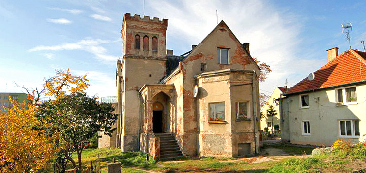 Kto ocali od degradacji i zapomnienia willę przy Pułaskiego 10?