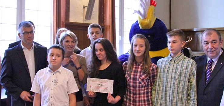 Uczniowie nagrodzeni za kibicowanie na Mistrzostwach Europy w Siatkówce na Siedząco