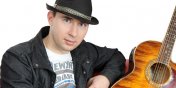 ukasz Gesek z Druyny RR zaprasza na koncert "Piosenki Wiatrem Pisane - Krajewski & Klenczon"