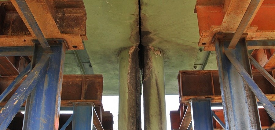 Montują kolejne wzmocnienia na wiadukcie. Błąd projektowy warty pół mln zł