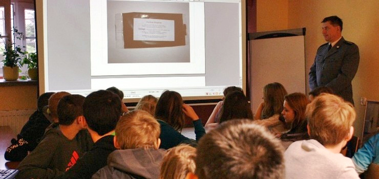 Rozmawiamy o dopalaczach z gimnazjalistami