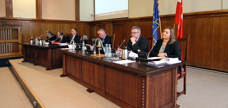 Sprawa toczy się od 1991 roku. Mieszkanka wniosła skargę na urzędników UM