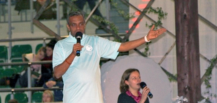 "Posługuj się moim życiem na Twoją chwałę". Jude Antoine porwał młodych modlitwą