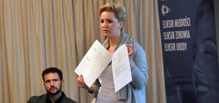 Kolagen, fryzjer Maciej Wróblewski i Stowarzyszenie w Ratuszu Staromiejskim