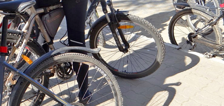 Rowerzyści "pod humorkiem" wychodzą na wolność. Także w Elblągu