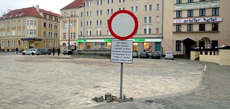 Na parkujcych na Placu Sowiaskim nie byo mocnych (aktualizacja)