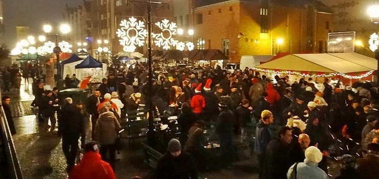 Pierwszy dzień Świątecznych Spotkań. Elblążanie podzielili się opłatkiem 