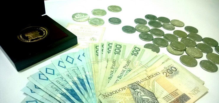 Nie wiedzia skd monety wziy si w jego samochodzie…