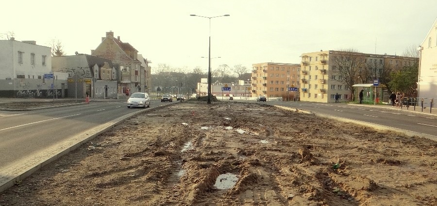 Tramwaj w ciągu ul. 12 Lutego? Optymistycznie w 2019 roku