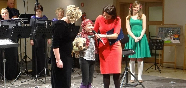 Chór Cantata oraz EOK zagrali i zaśpiewali dla małej Tamary