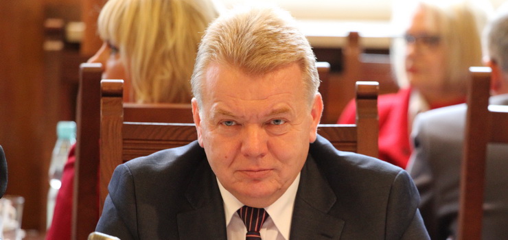 Poznaj bliżej swojego radnego - Henryk Gawroński: Nie wydaje mi się, aby w 2014 roku trzeba było objąć szczególną preferencją elbląską oświatę