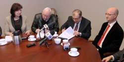 Wyczekiwana umowa dzi� podpisana 