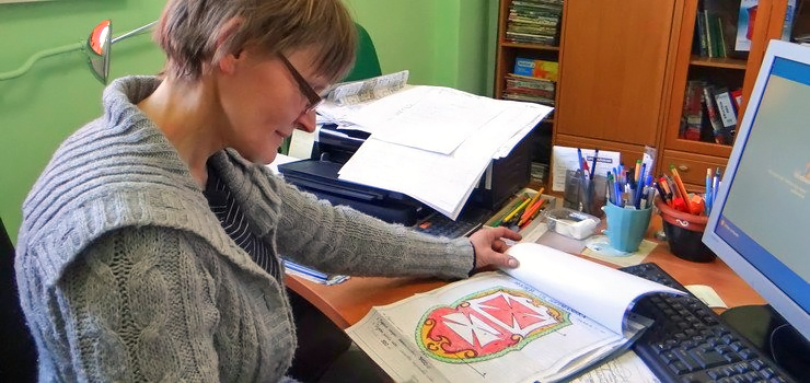 Barokowy przepych, złote słoneczniki i pachnące heliotropy. Wiosną Elbląg rozkwitnie