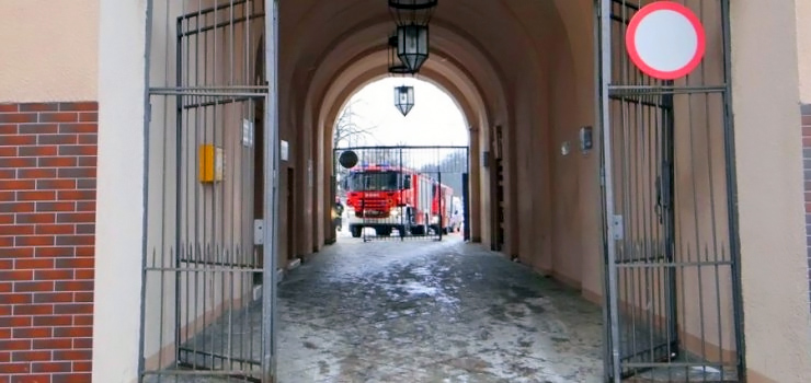 Prezydent o próbie samospalenia w Urzędzie Miasta. Czy ratusz potrzebuje lepszej ochrony?