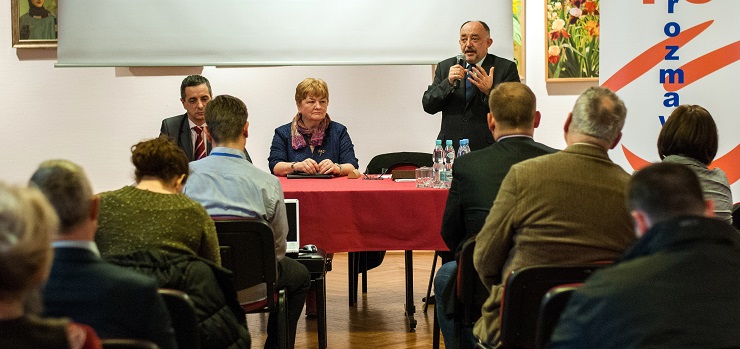 „Nie ma wolnej Polski bez wolnej Ukrainy”. Poseł Miron Sycz rozmawia z elblążanami o sytuacji na Ukrainie
