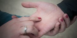 Uliczna wr�ka napastuje elbl��an. Mo�e za to trafi� do aresztu