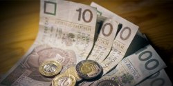 Podpisali umowy in blanco i zostali oszukani. Machlojki sprzedawcw wyszy na jaw