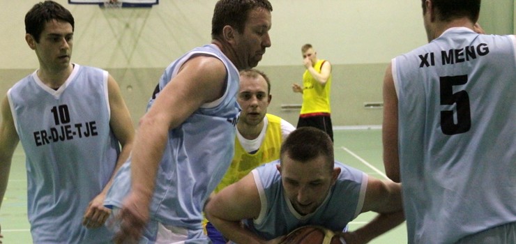 W lidze koszykówki czas na fazę play-off