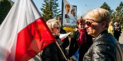 Obro�cy �ycia Nienarodzonego po raz trzeci pikietowali w Elbl�gu. "B�dziemy dalej walczy�" - zobacz zdj�cia