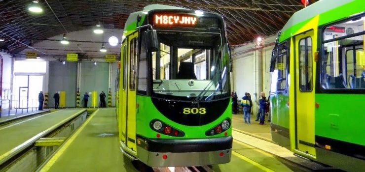 Trzeci tramwaj z Augsburga trochę bardziej zdekompletowany i tańszy od poprzedników. Kto podaruje mu drugie życie?