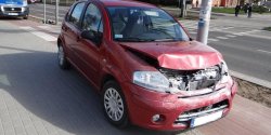 St�uczka na P�k. D�bka. Zawini� kierowca Citroena