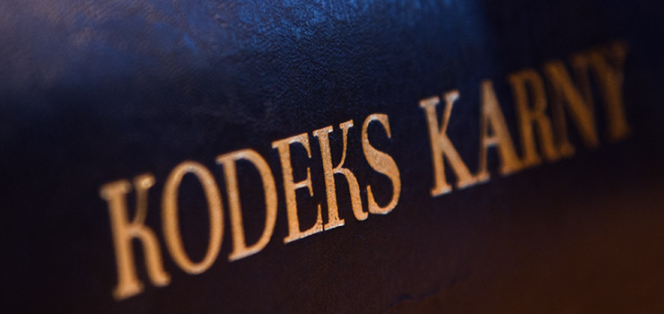 23-latek aresztowany za znęcanie się nad matką