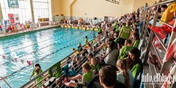 Kryta p�ywalnia MOSiR go�ci�a najm�odszych na VIII Elbl�skiej Wio�nie P�ywackiej