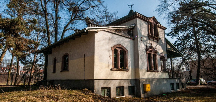 Domek bramny w Parku Modrzewie nie uzyska dotacji na rewitalizację