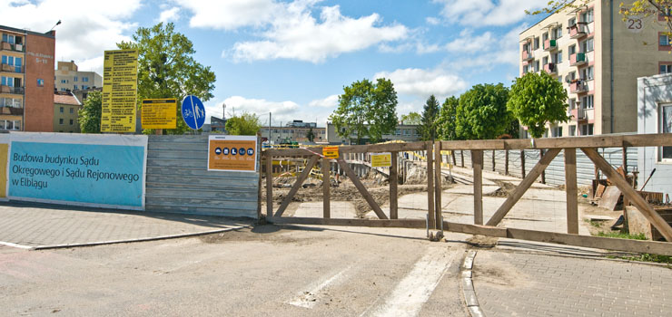Nowy Sąd w innym miejscu? "Termin realizacji umowy nie jest obecnie zagrożony"
