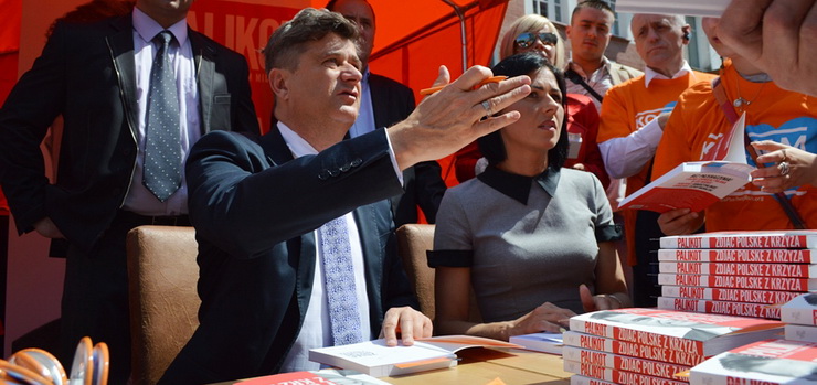 Palikot: "To, czego uczy nas kościół, czyli podległości, hierarchii, dogmatyzmu, to są cechy, które w XXI w. są niepotrzebne"