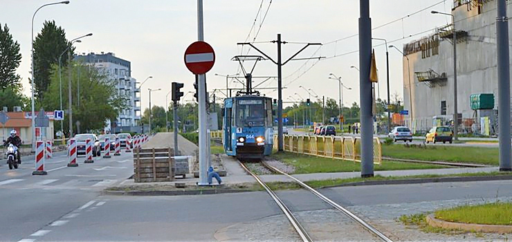 Niektóre przystanki tramwajowe na Płk. Dąbka znikną na zawsze?