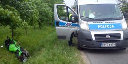 Wypadek dw�ch pojazd�w w Krasnym Lesie. Potr�conego 15-latka zabrano do szpitala