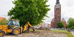 Fontanna przed katedr� �w. Miko�aja b�dzie, ale jedynie tymczasowa