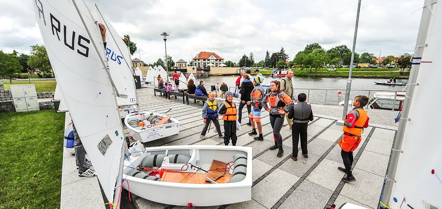Przyjazne Rosjanom lato na Warmii i Mazurach. Czy skorzysta na tym Elbląg?