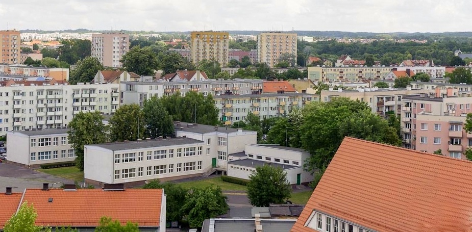 Wyłoniono w konkursach dyrektorów 12 szkół i placówek oświatowych w Elblągu
