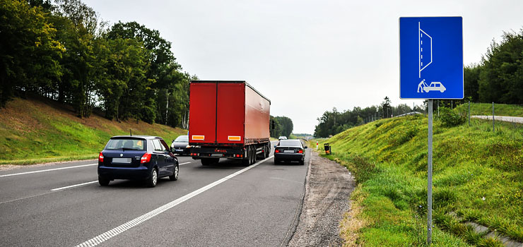 50 km bez stacji benzynowej i sanitariatów. Na ekspresowej „berlince” brakuje MOP-ów
