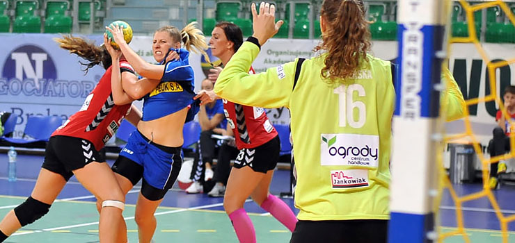 Piłkarki Startu Elbląg remisują u siebie z Piotrcovią 25:25