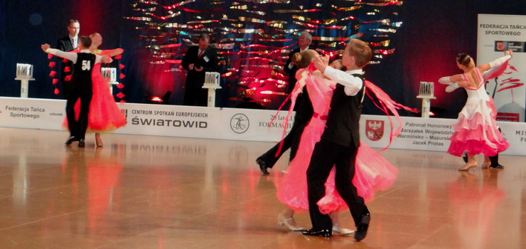 Elbląscy tancerze z jedenastoma medalami