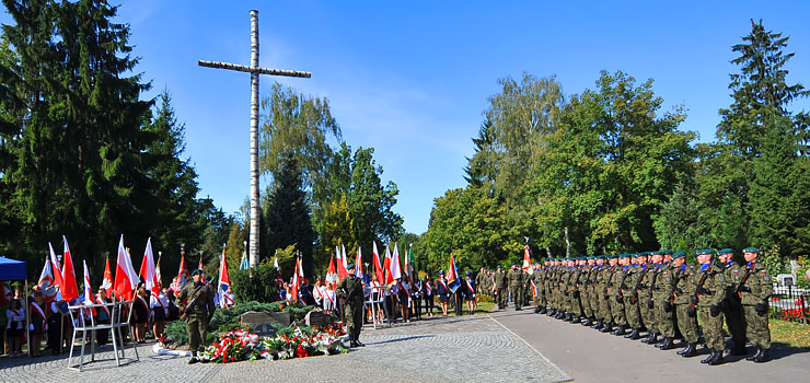 "Z takim okrucieństwem Polacy spotkali się po raz pierwszy". Za nami 75. rocznica napaści Rosji Sowieckiej na Polskę