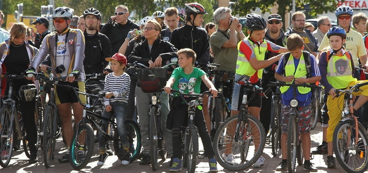 Zamiast biletu komunikacji miejskiej – dowód rejestracyjny auta. 22 września – Europejskim Dniem bez Samochodu