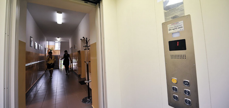 Walczyli o środki na budowę windy. Po 7 latach udało się wojewodzie wygospodarować pieniądze