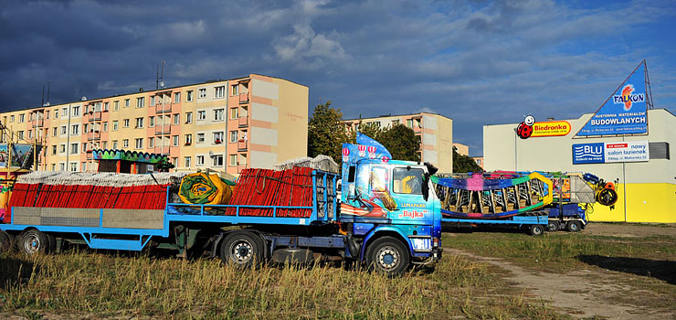Zamiast centrum handlowego lunapark. Zobacz, jak wykorzystano teren, gdzie miało powstać Porto 55