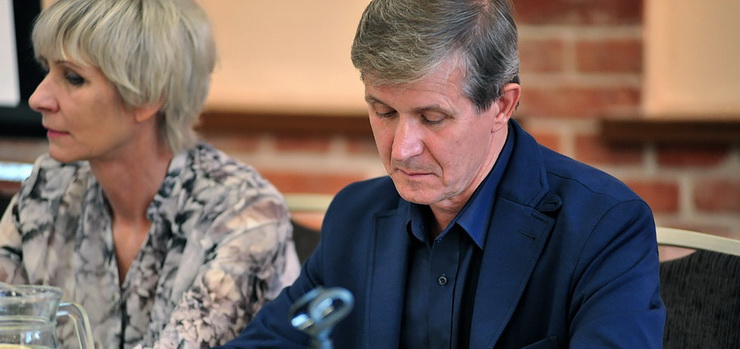 Marszałek tnie dotację elbląskiemu teatrowi. Dlaczego więcej pieniędzy dostanie teatr olsztyński?