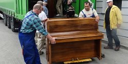 Miko�ajki w pa�dzierniku. Szko�a Muzyczna bogatsza o pianina i fortepian