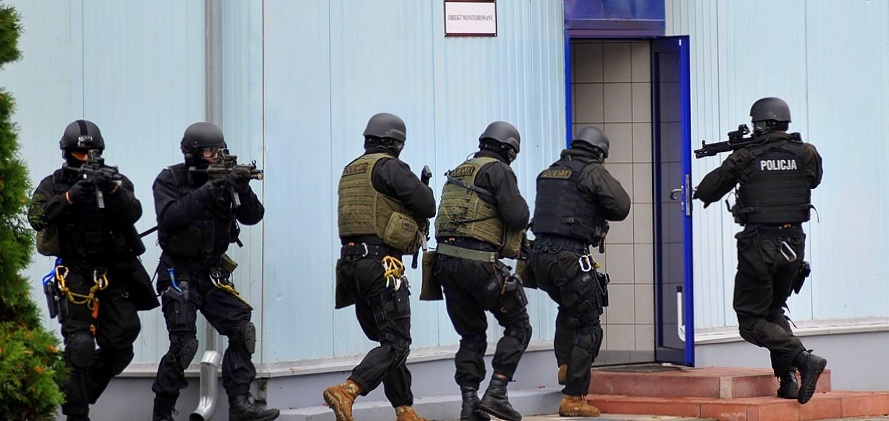 Sceny jak z filmu sensacyjnego. Elbląg w rękach terrorystów!