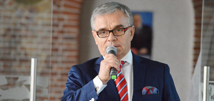 Edmund Szwed: Zobowizuj si, e w czwartym roku mojej kadencji w Elblgu przestanie istnie problem braku mieszka komunalnych