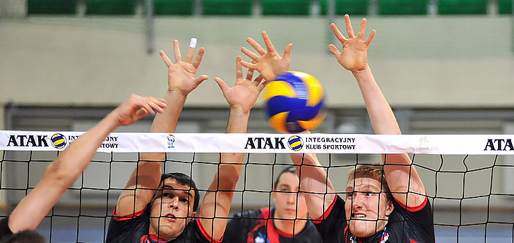 Mistrzostwa na start. IKS Atak spotkał się na boisku z drużyną Rosji