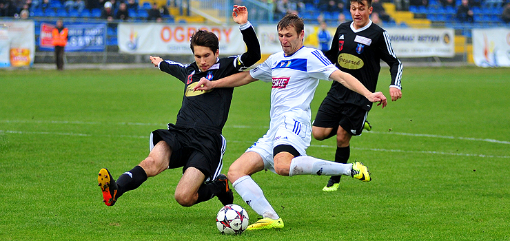 Olimpia Elbląg wygrywa w meczu na szczycie i została samodzielnym liderem