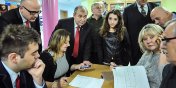 Jerzy Wilk na wyniki czeka... na uczelni - zobacz zdjcia z jego sztabu wyborczego